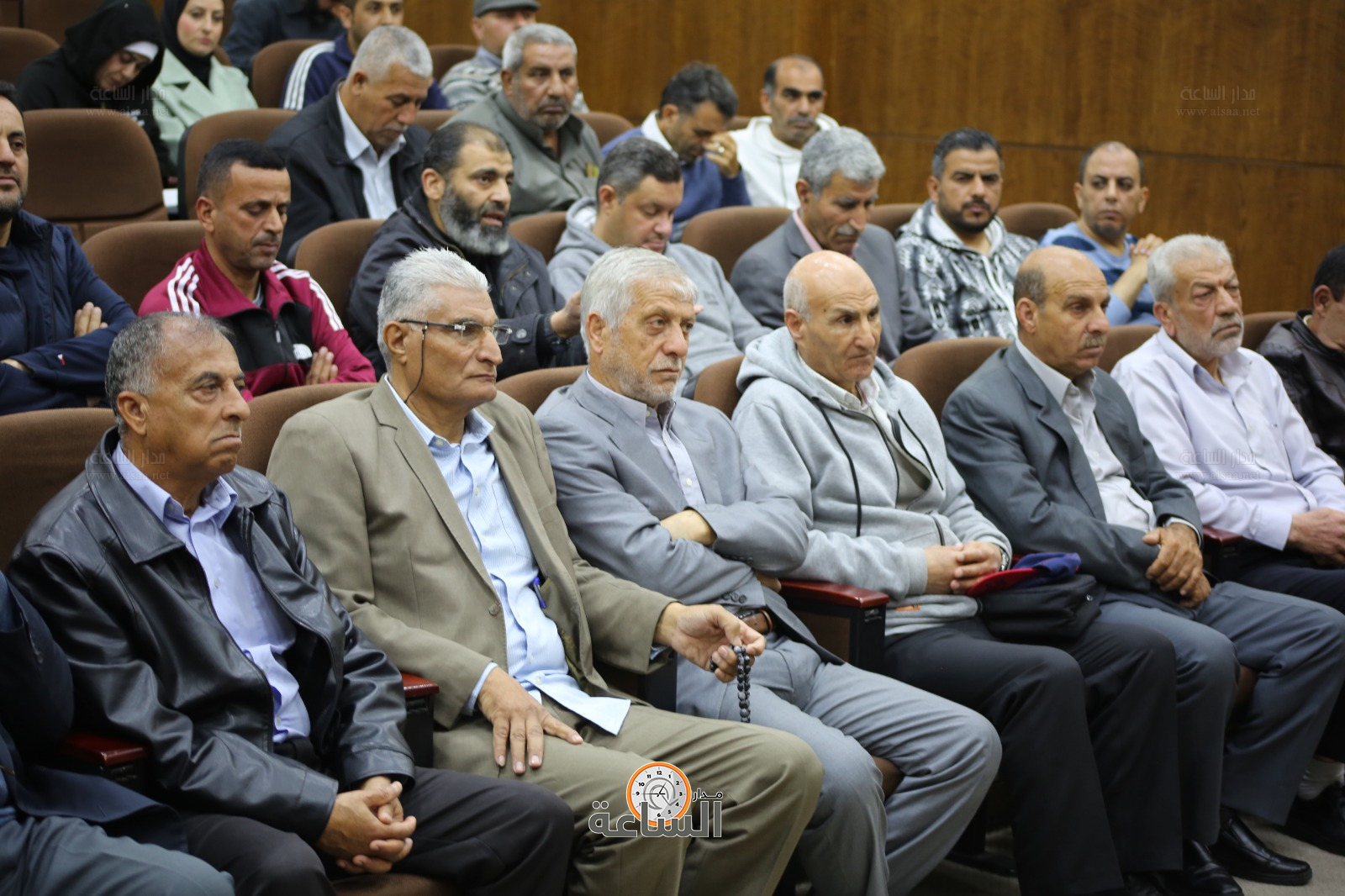 Madar Al-Saa Images 0.45424275456556673