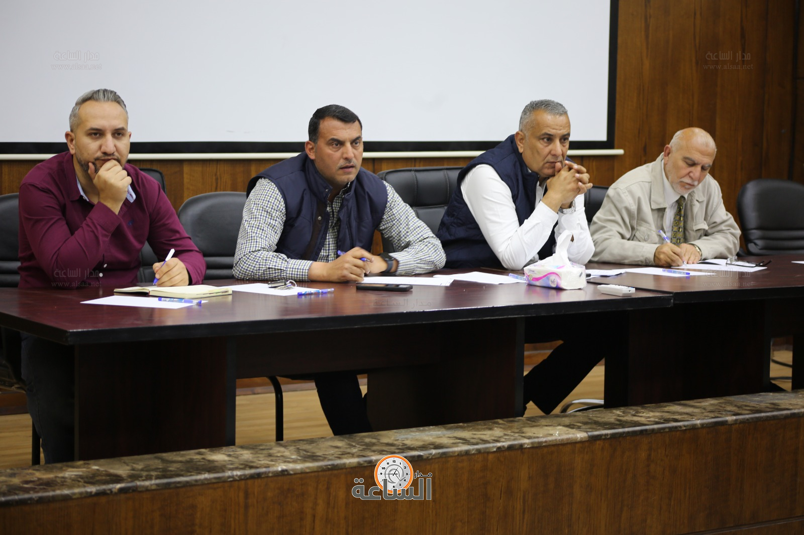 Madar Al-Saa Images 0.8396473922956897