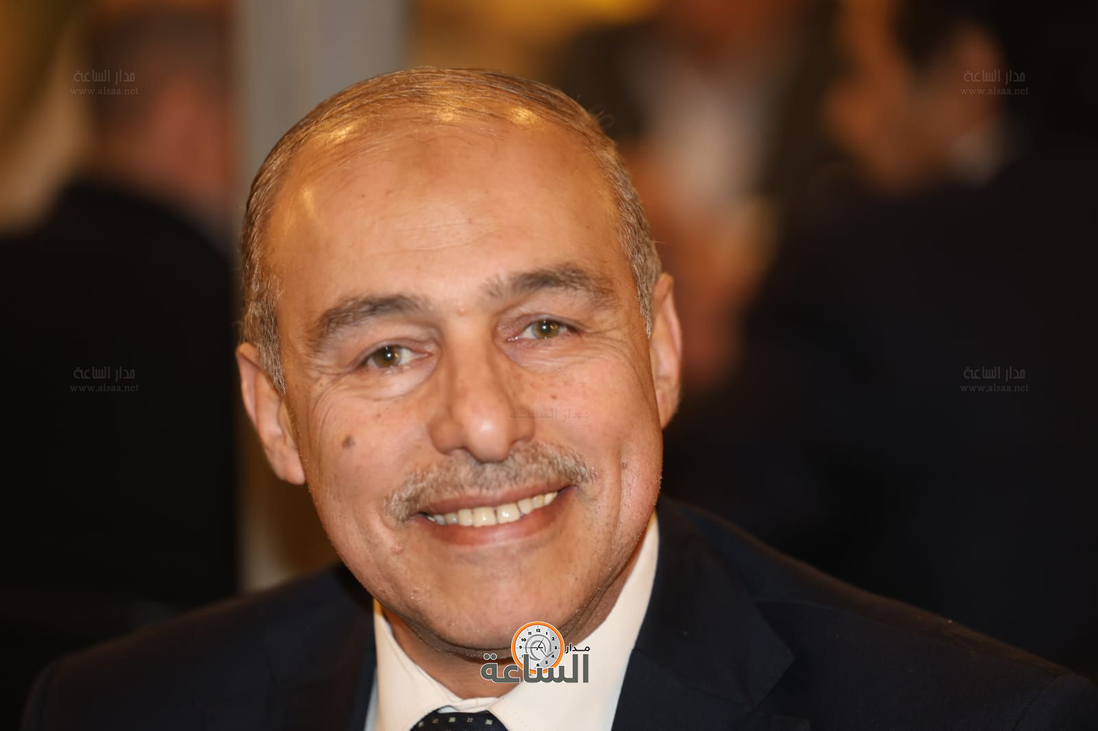 Madar Al-Saa Images 0.7995118088623909