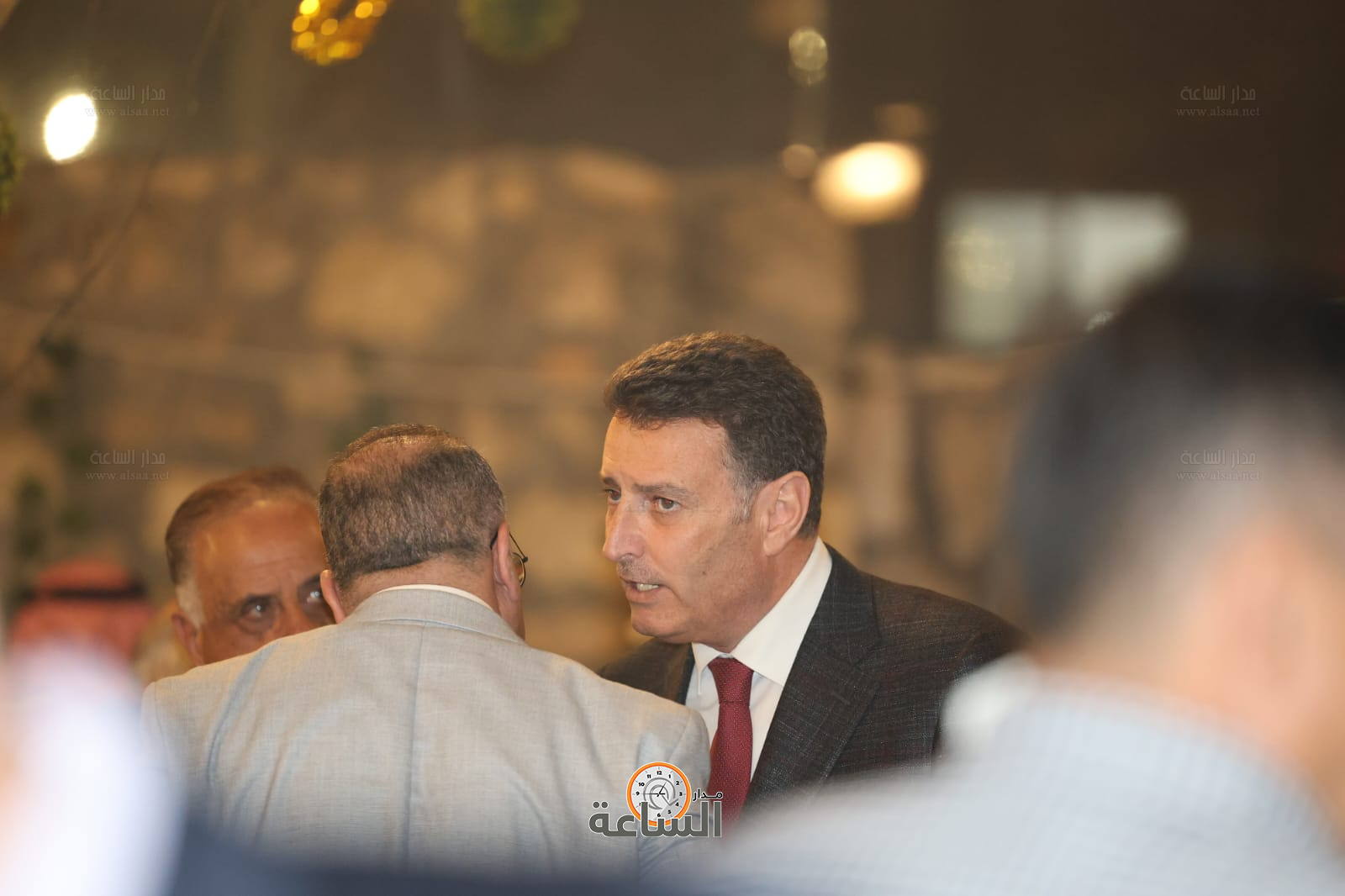 Madar Al-Saa Images 0.9247403805279877