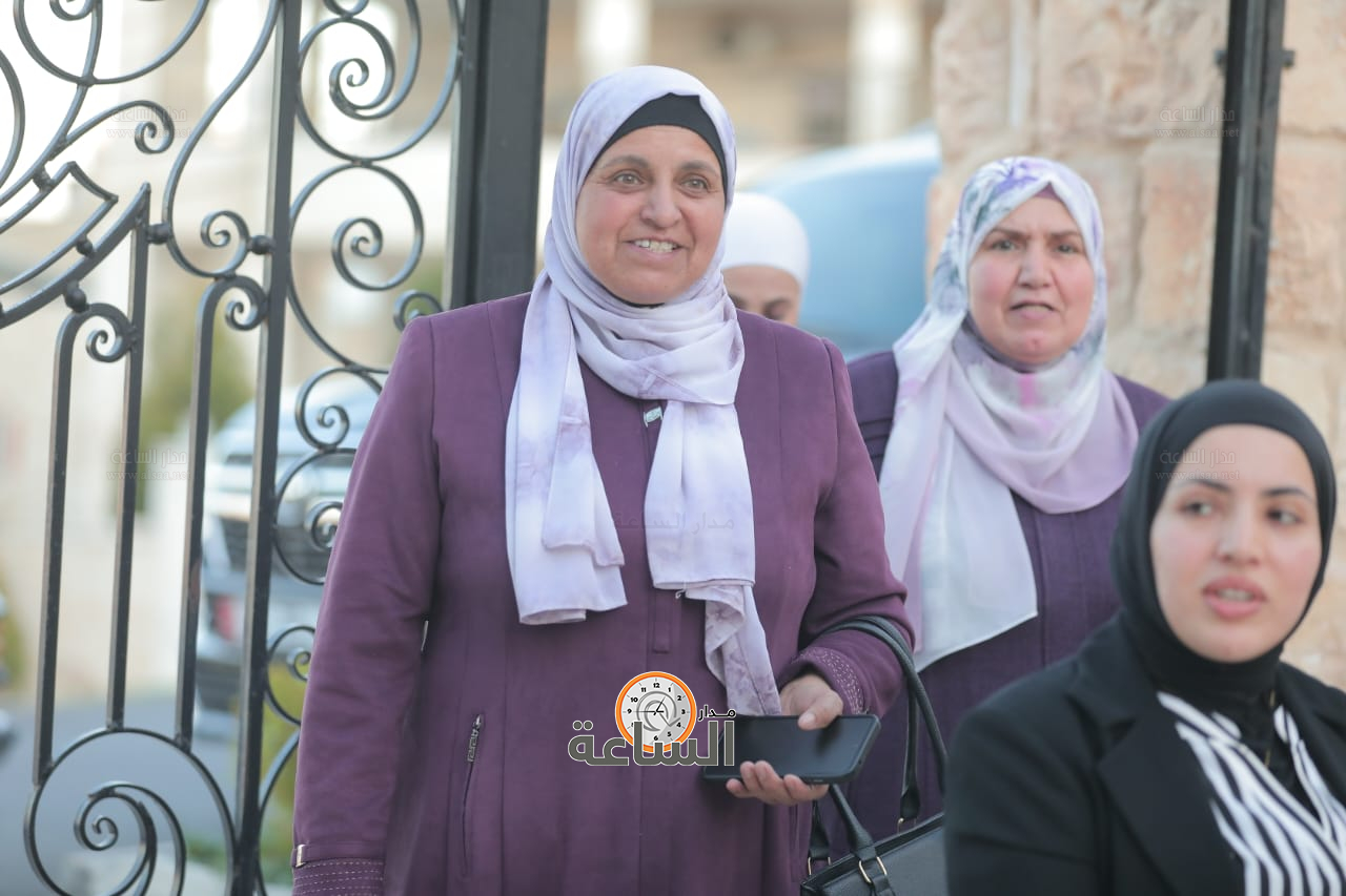 Madar Al-Saa Images 0.7986583221782855