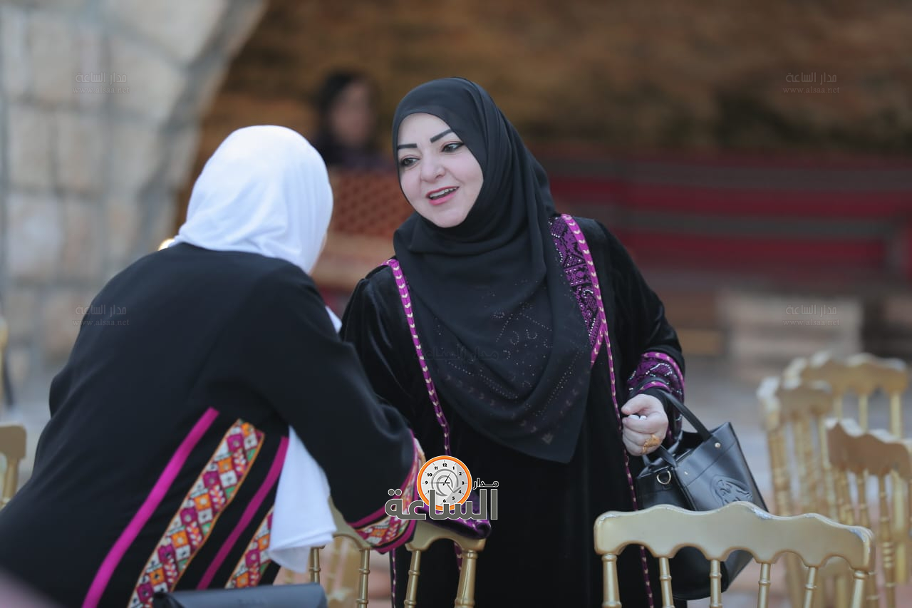 Madar Al-Saa Images 0.18038661787512233