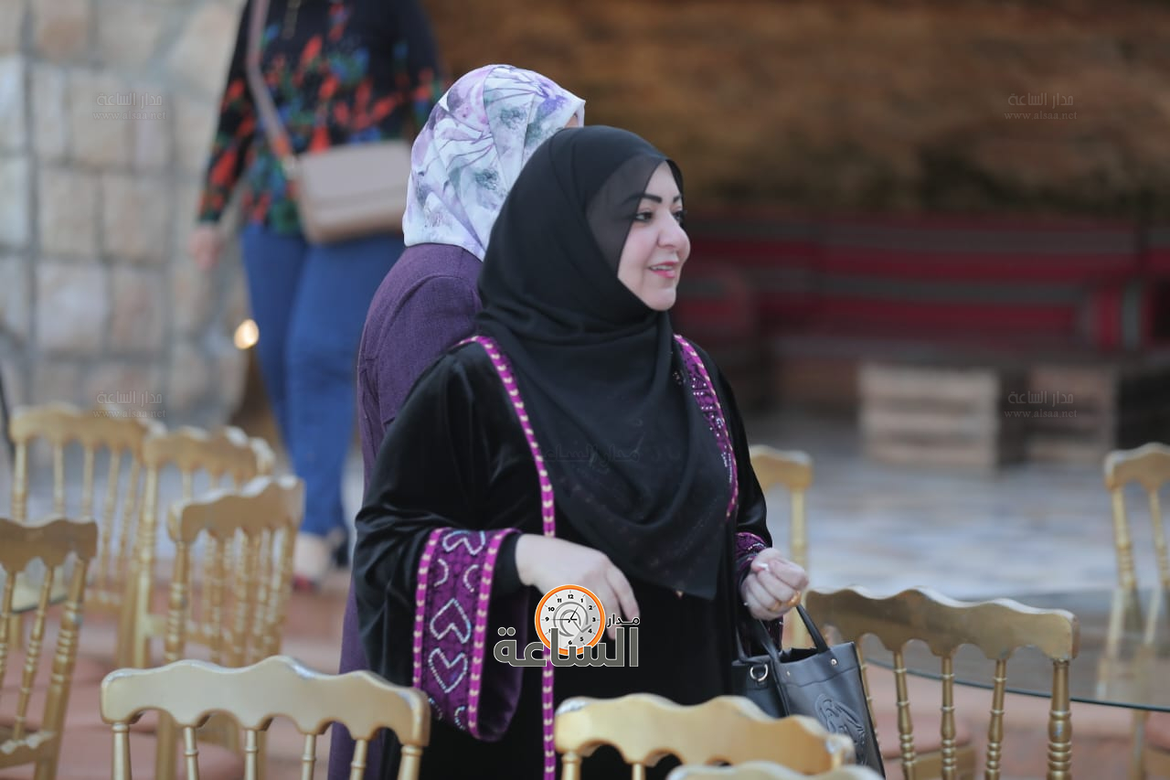 Madar Al-Saa Images 0.59535892604753