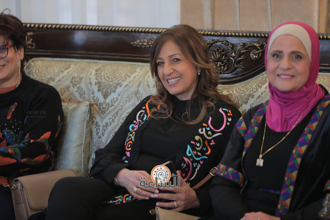 Madar Al-Saa Images 0.13174614918779692