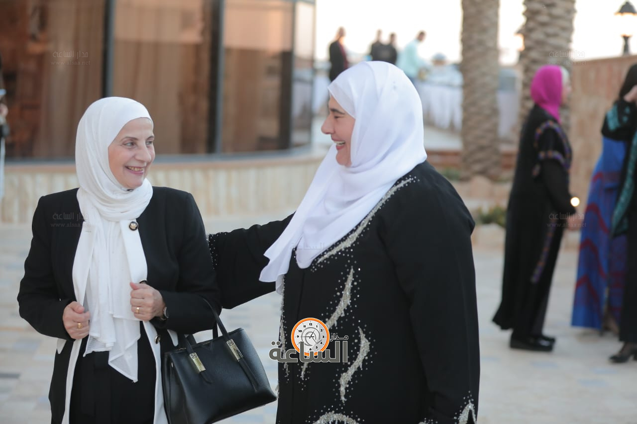 Madar Al-Saa Images 0.43285364618364097