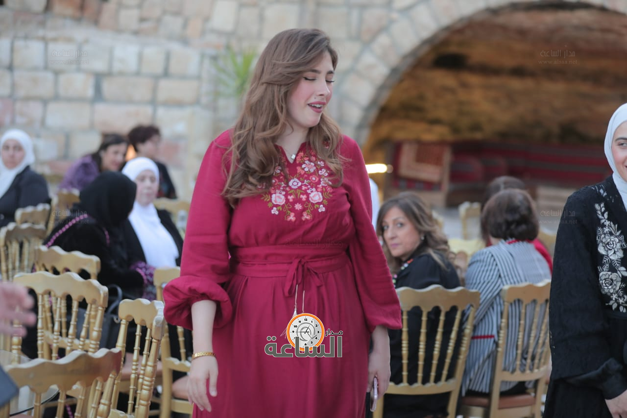 Madar Al-Saa Images 0.7110960986703239