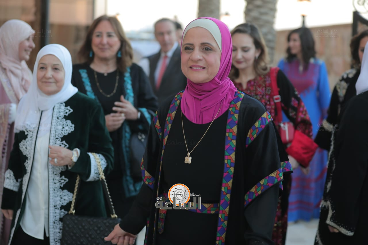 Madar Al-Saa Images 0.8629572400566192