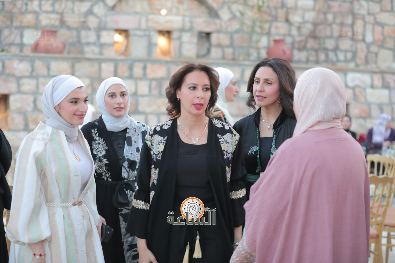 Madar Al-Saa Images 0.7667438506161088