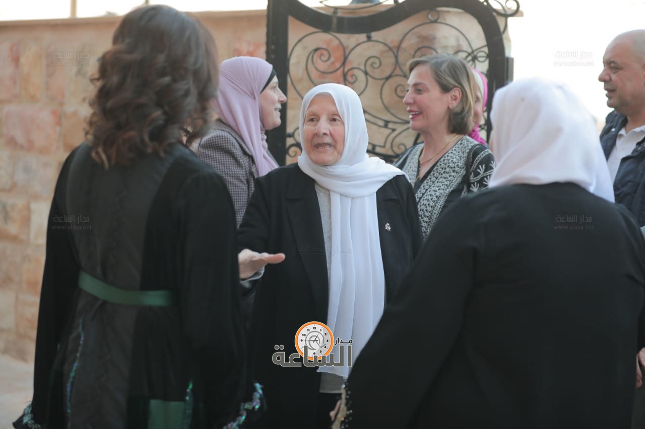 Madar Al-Saa Images 0.8896877987070047