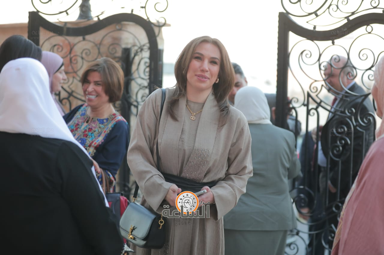 Madar Al-Saa Images 0.5575640736024001