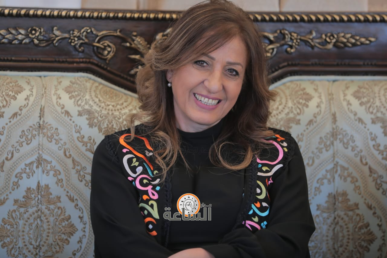 Madar Al-Saa Images 0.7162136529017167