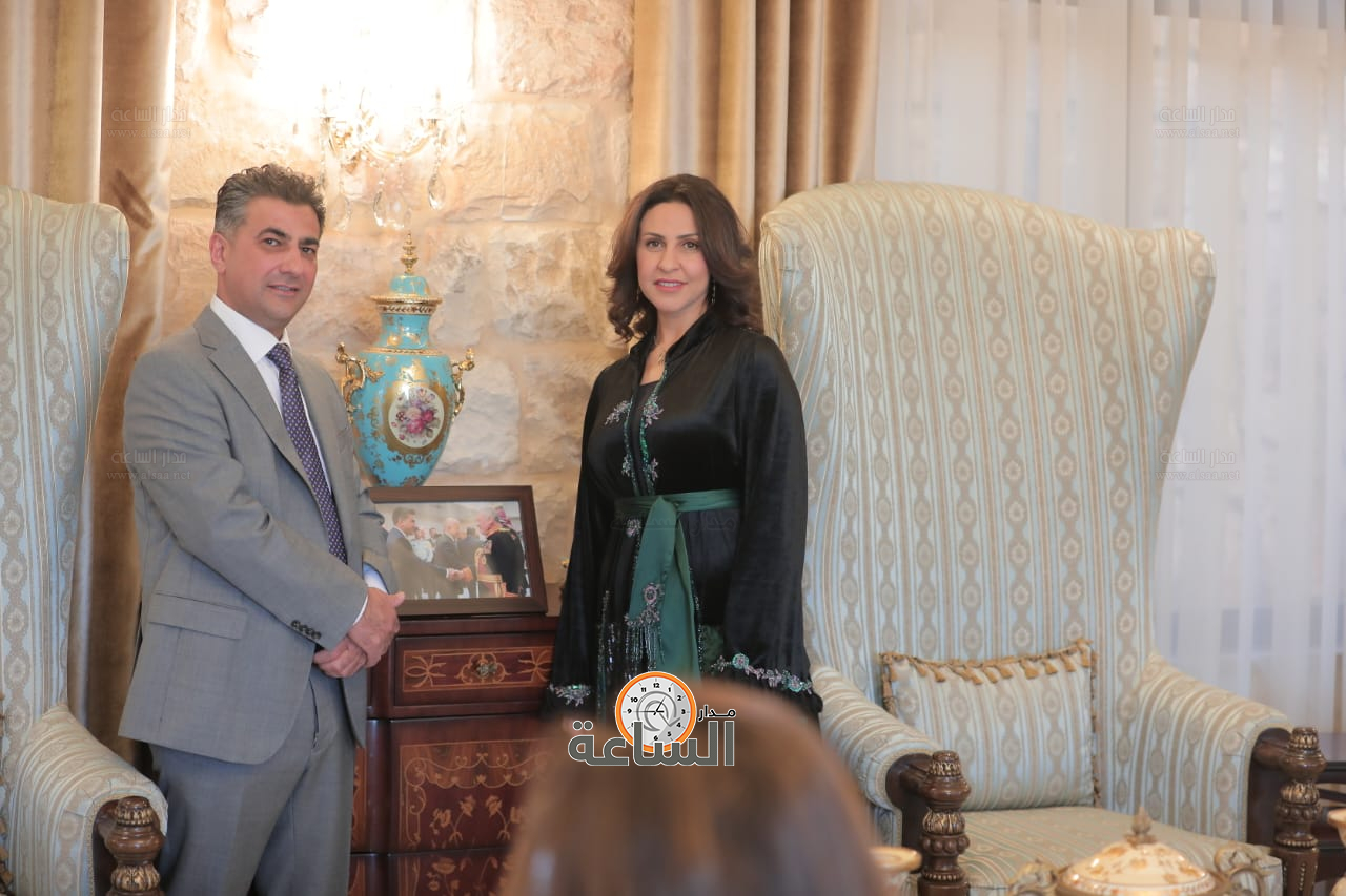 Madar Al-Saa Images 0.1542477327945948