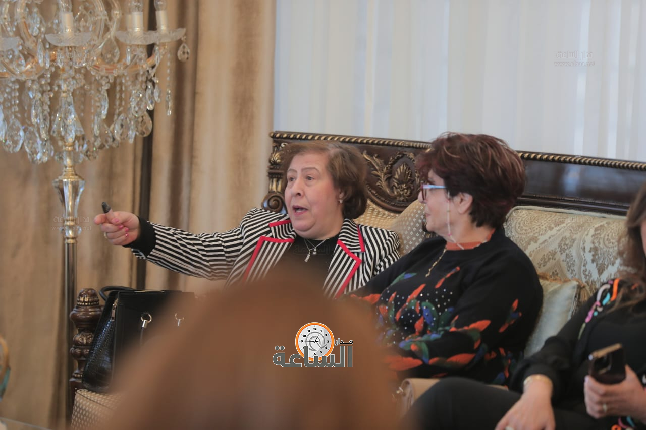 Madar Al-Saa Images 0.9391805475972019