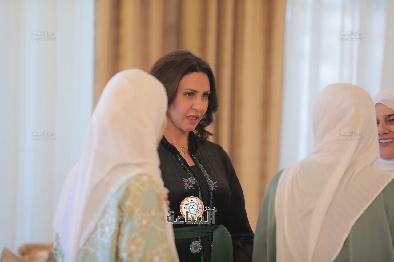 Madar Al-Saa Images 0.33680563235599936