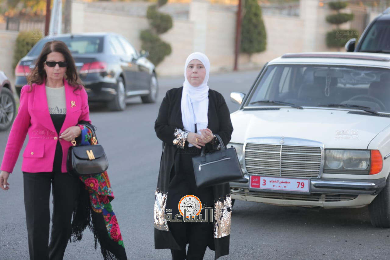 Madar Al-Saa Images 0.7960271196622613