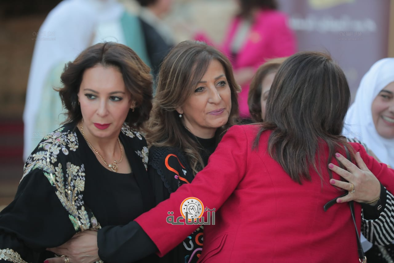 Madar Al-Saa Images 0.38823702577852437