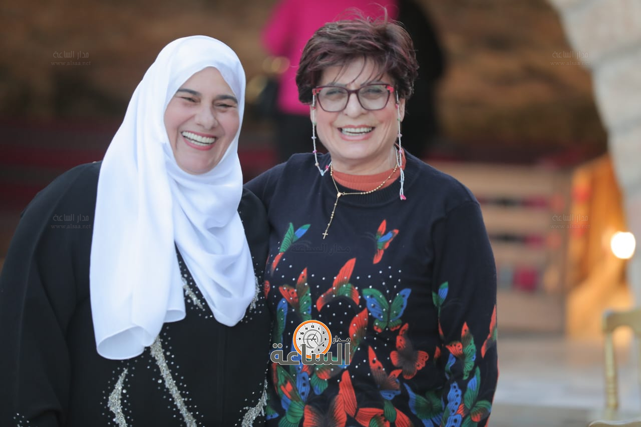 Madar Al-Saa Images 0.01612801066526015