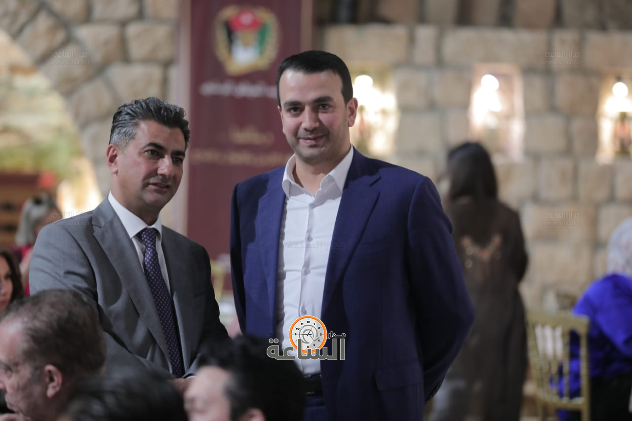 Madar Al-Saa Images 0.4865871667912729