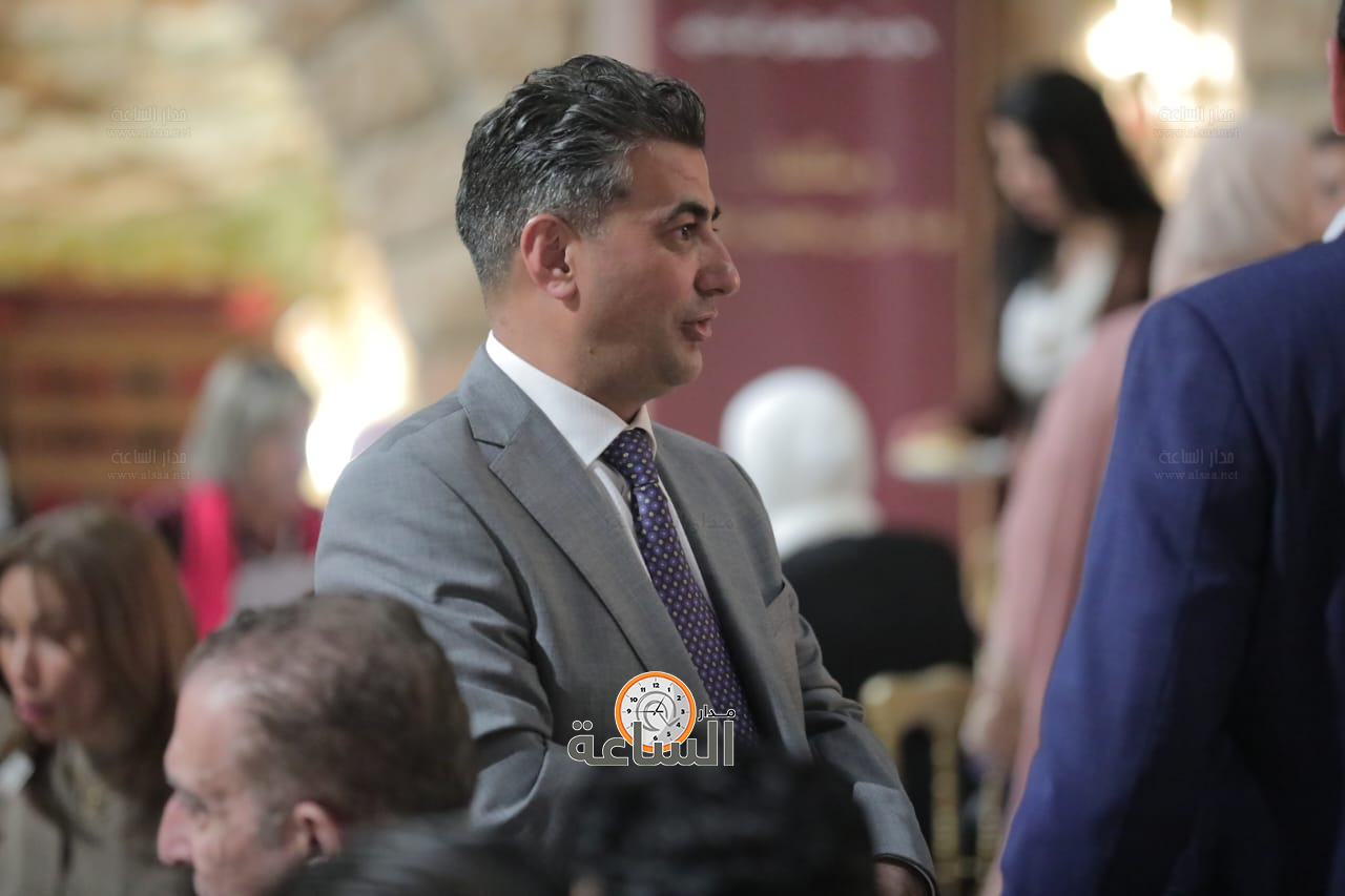 Madar Al-Saa Images 0.797106923652412