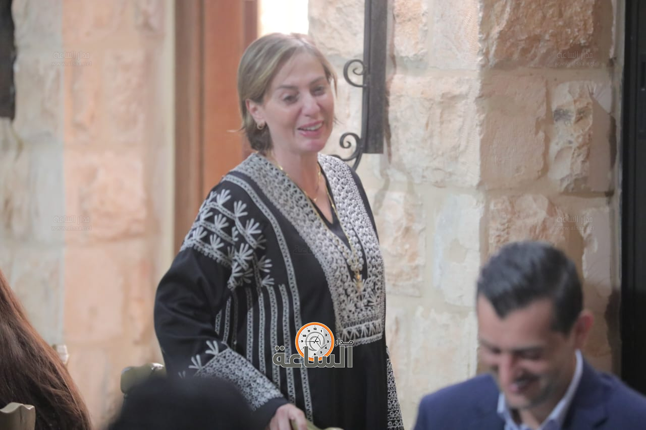 Madar Al-Saa Images 0.7827768471664664