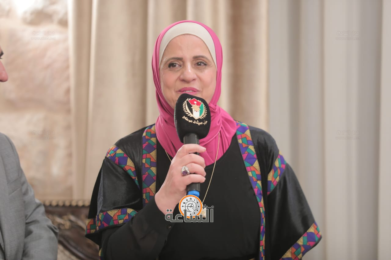 Madar Al-Saa Images 0.3945331323594259