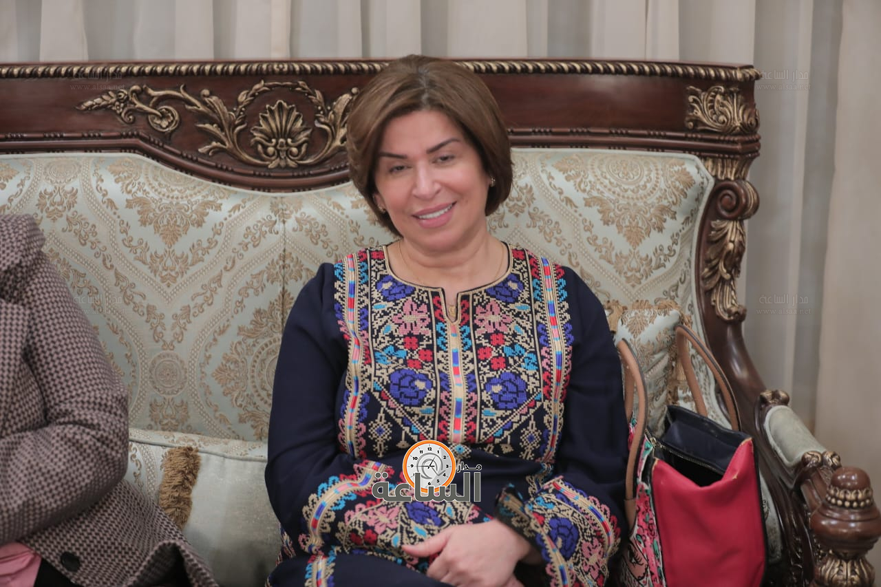 Madar Al-Saa Images 0.47174568787322446