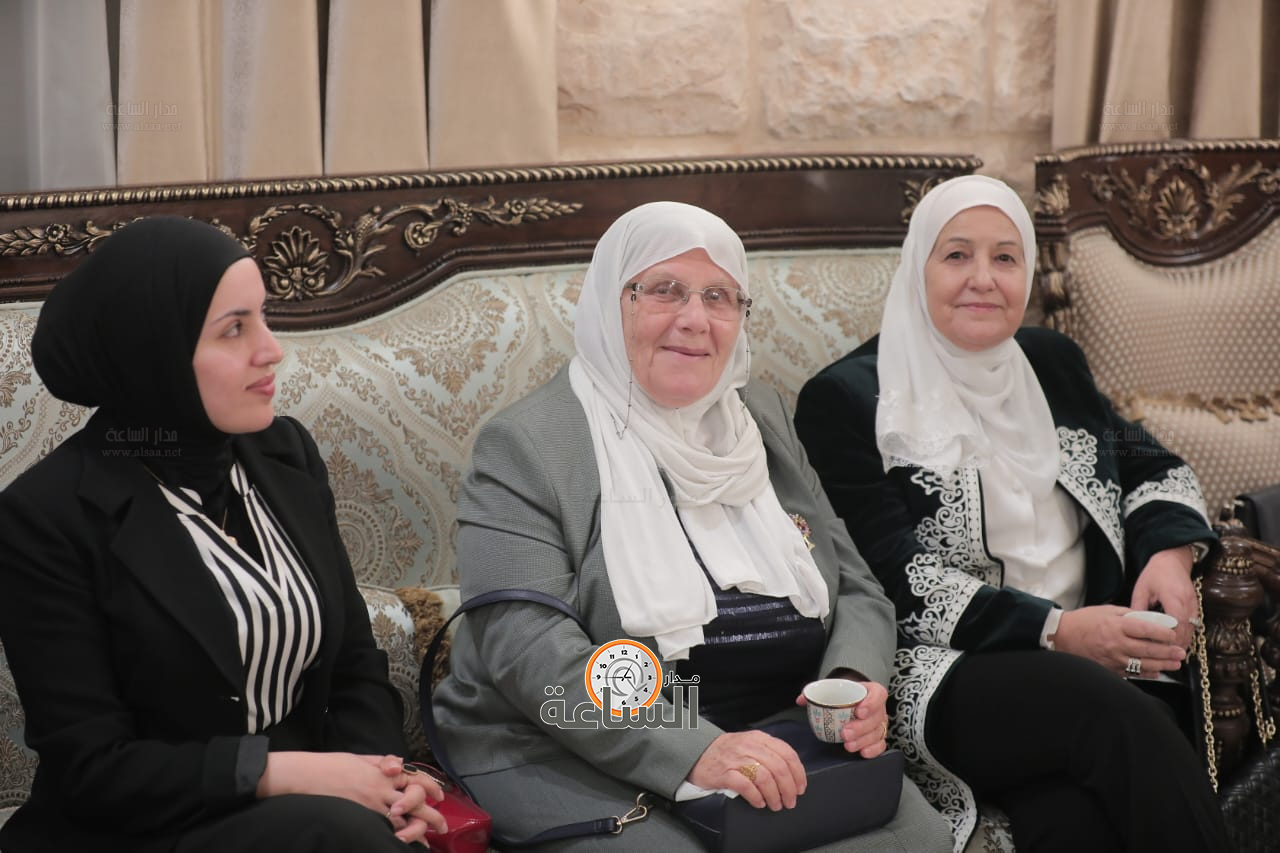 Madar Al-Saa Images 0.803097619738596