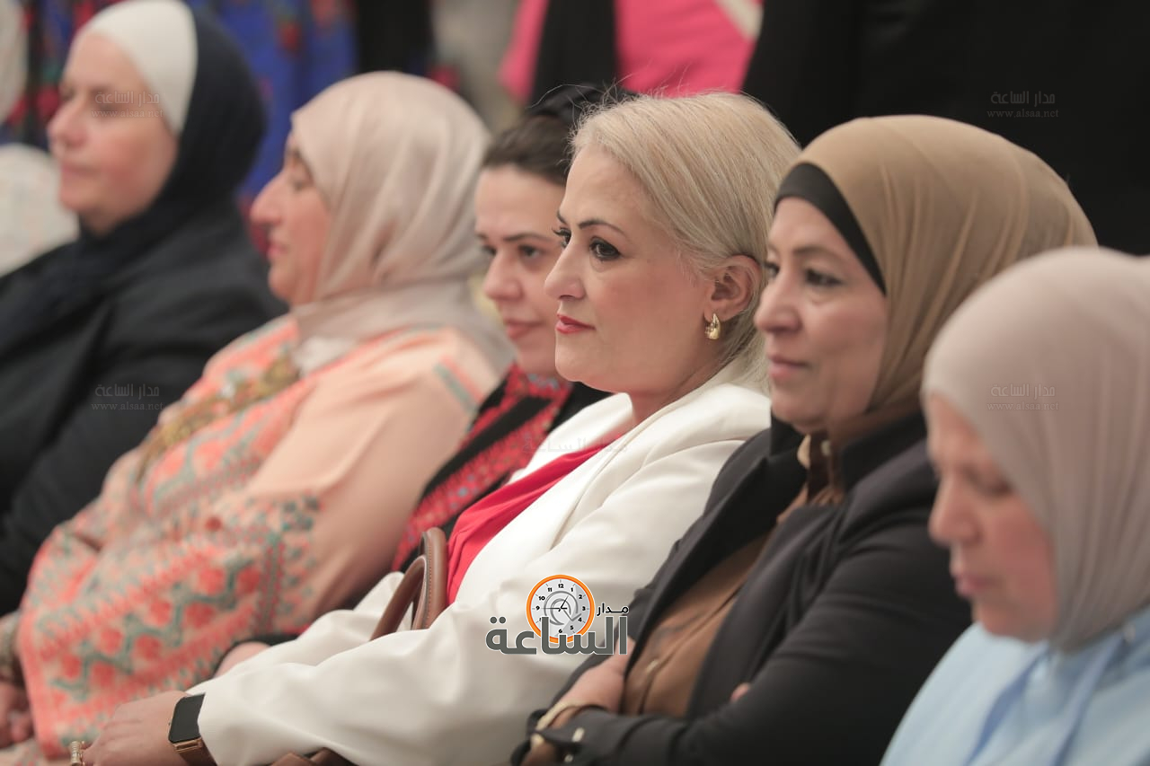 Madar Al-Saa Images 0.7289854523897477