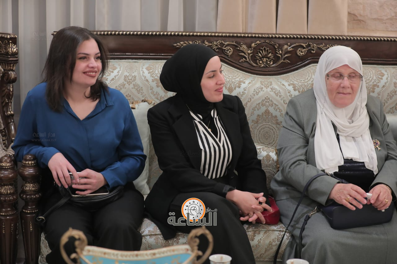 Madar Al-Saa Images 0.10399865434853894