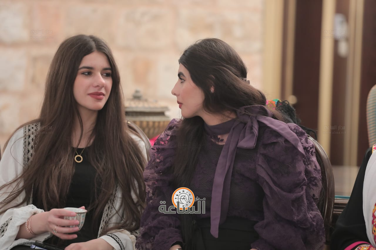 Madar Al-Saa Images 0.4729506305492708