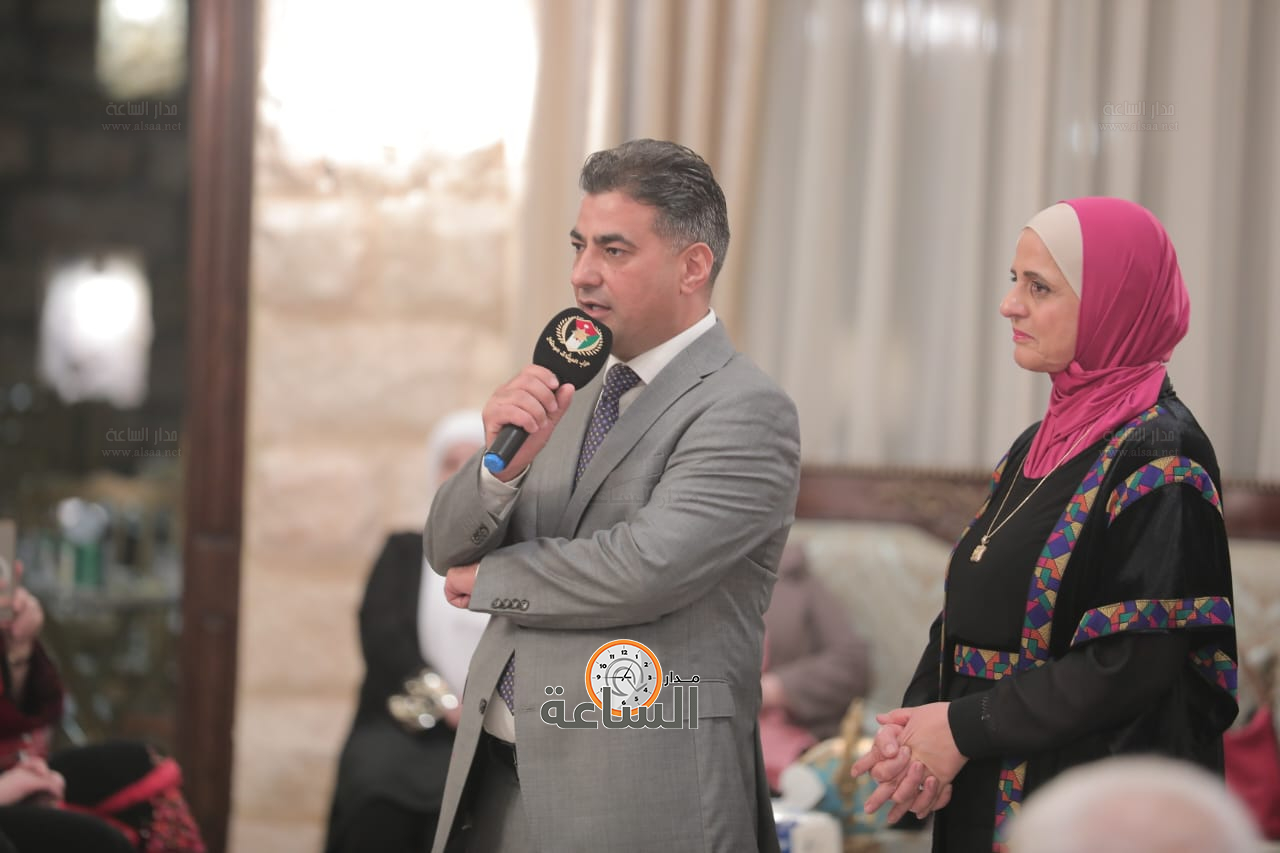 Madar Al-Saa Images 0.04008961887750795