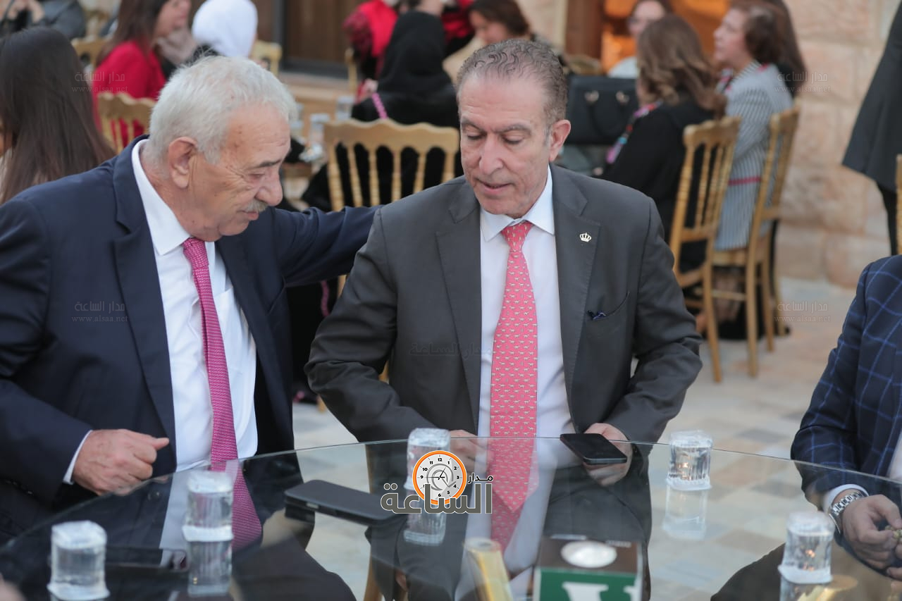 Madar Al-Saa Images 0.5310192088879968