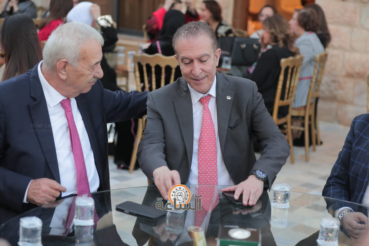 Madar Al-Saa Images 0.04772622592985876