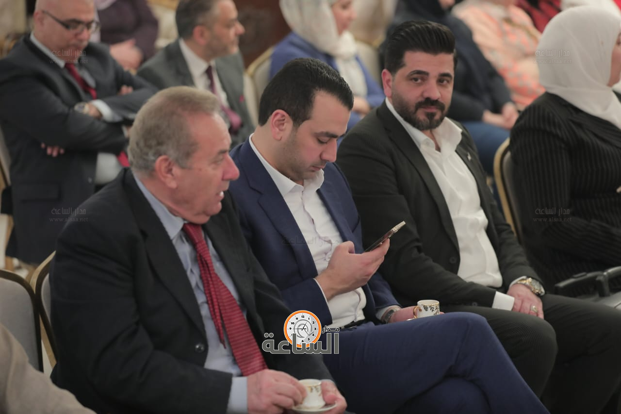 Madar Al-Saa Images 0.5361338684045625