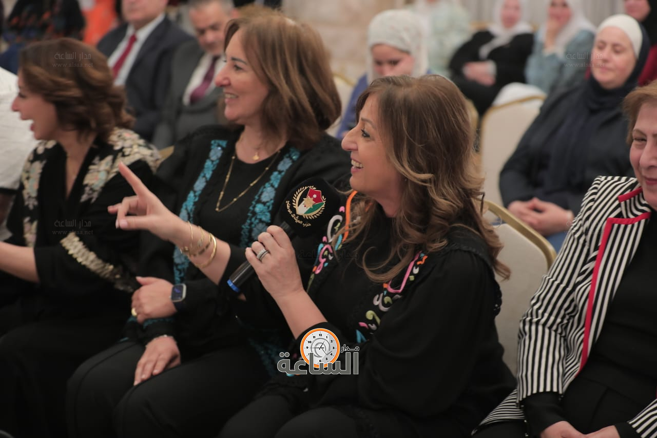 Madar Al-Saa Images 0.011941776272562654