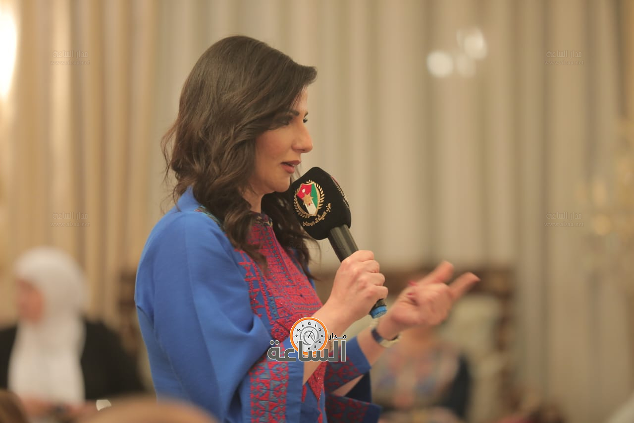 Madar Al-Saa Images 0.10649424430382659