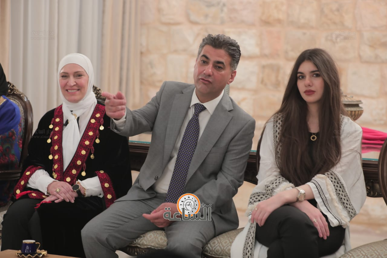 Madar Al-Saa Images 0.7811343369697403