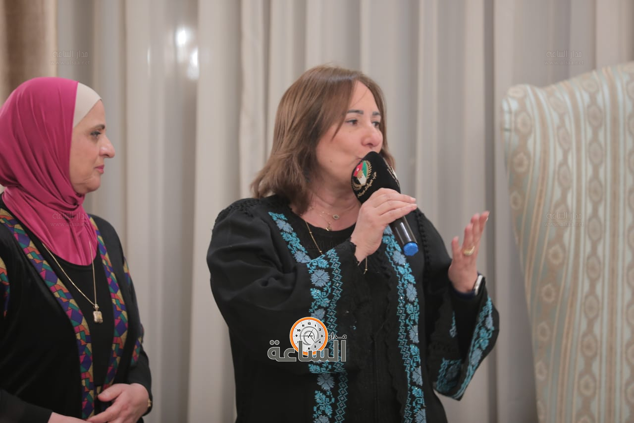 Madar Al-Saa Images 0.6013645854523209