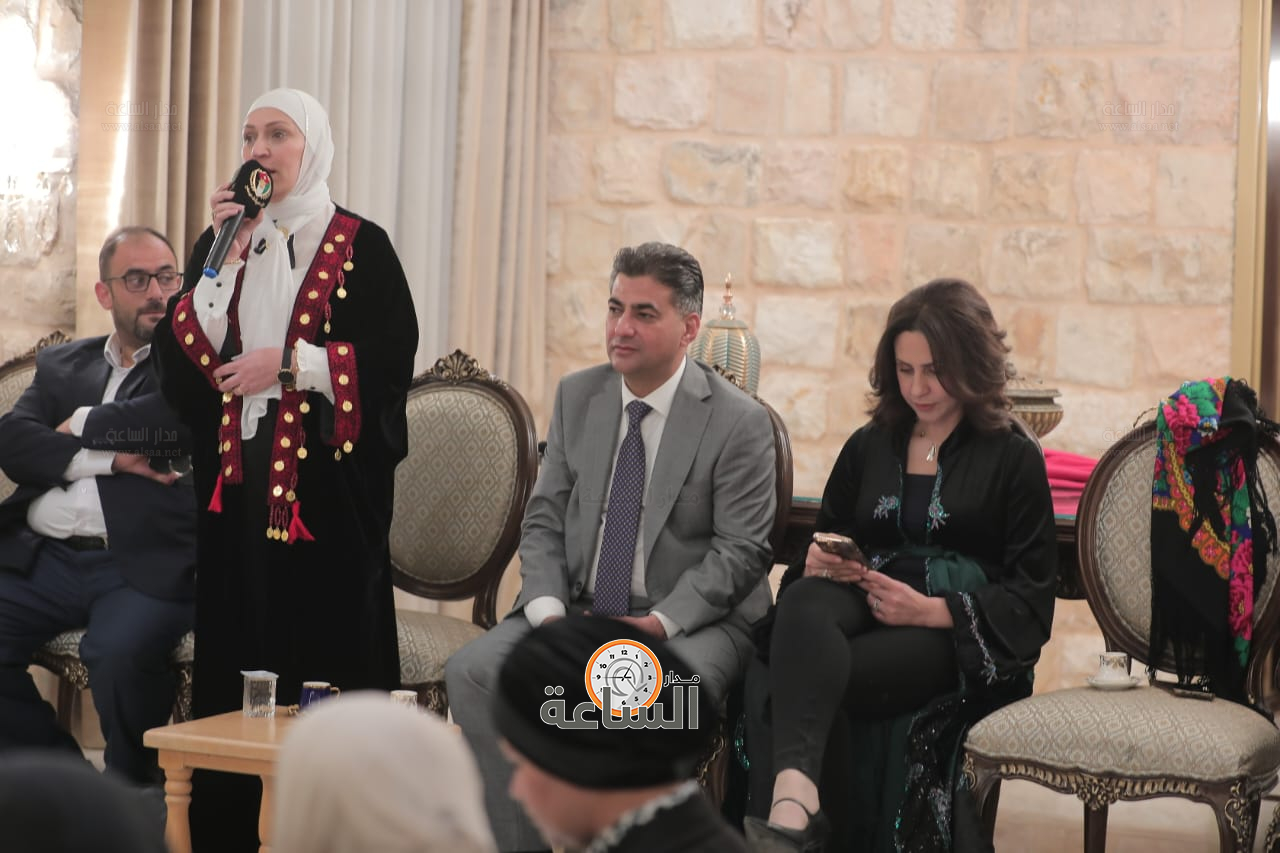 Madar Al-Saa Images 0.8610905138976543