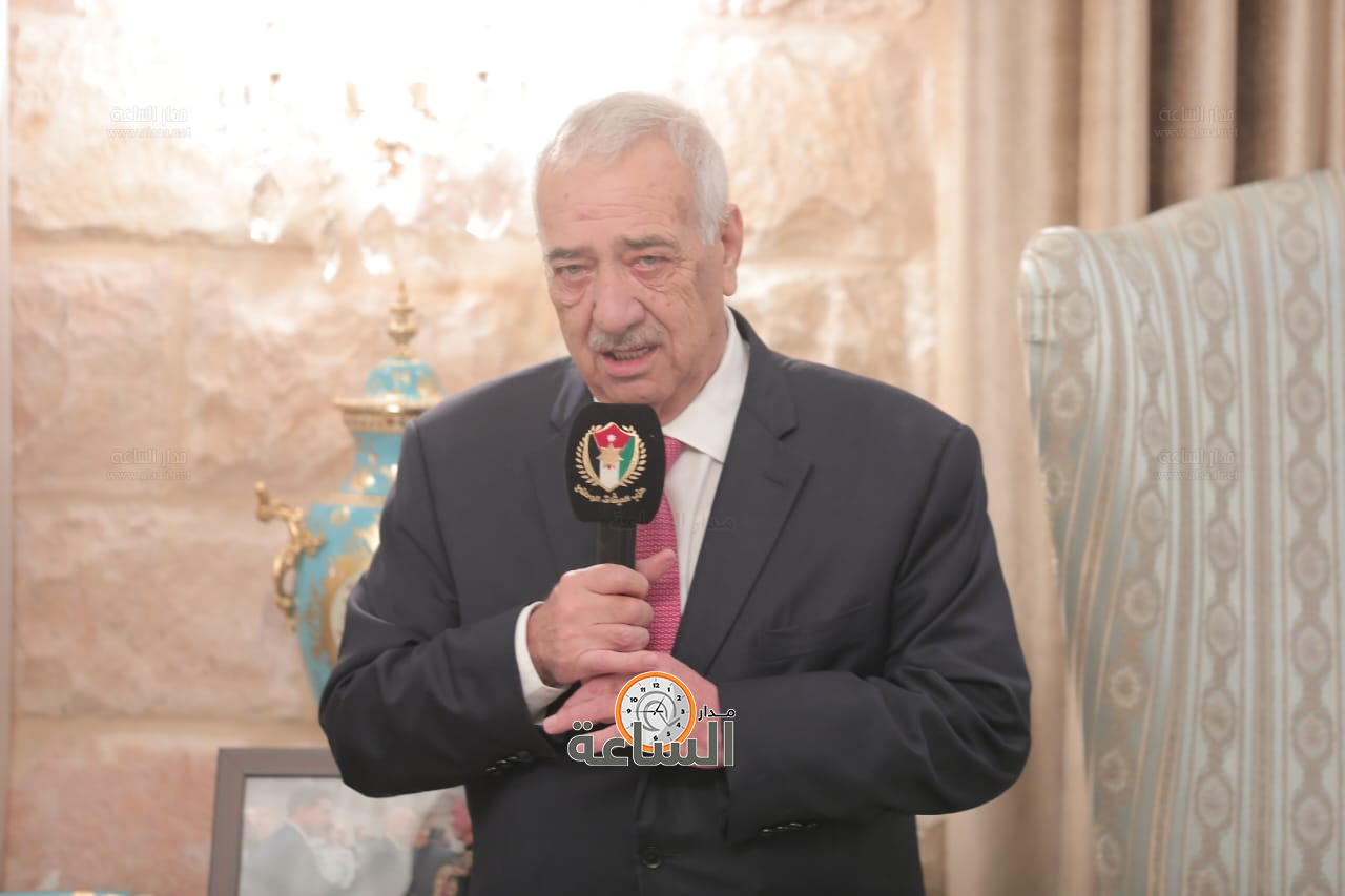 Madar Al-Saa Images 0.45548983091740824