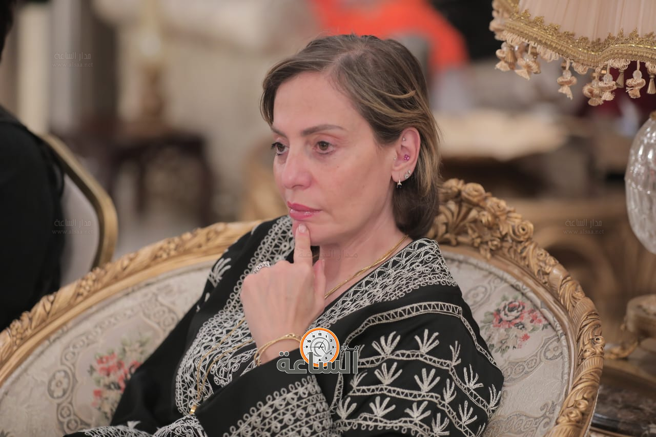 Madar Al-Saa Images 0.7819190591750824