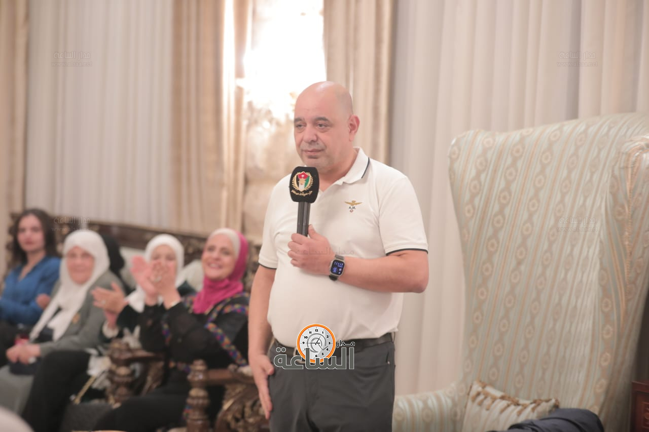 Madar Al-Saa Images 0.14446166282438444