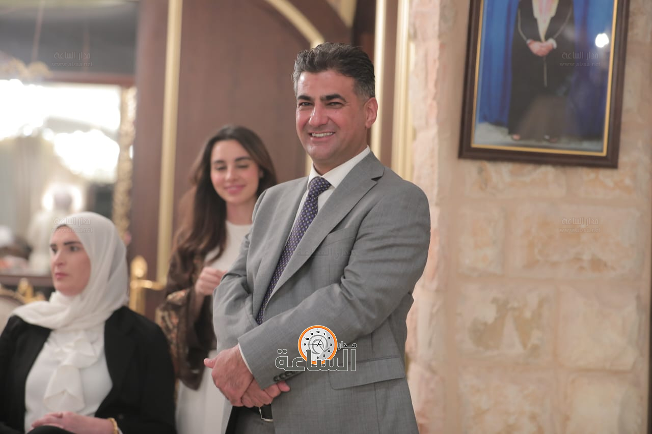 Madar Al-Saa Images 0.7849179903776411