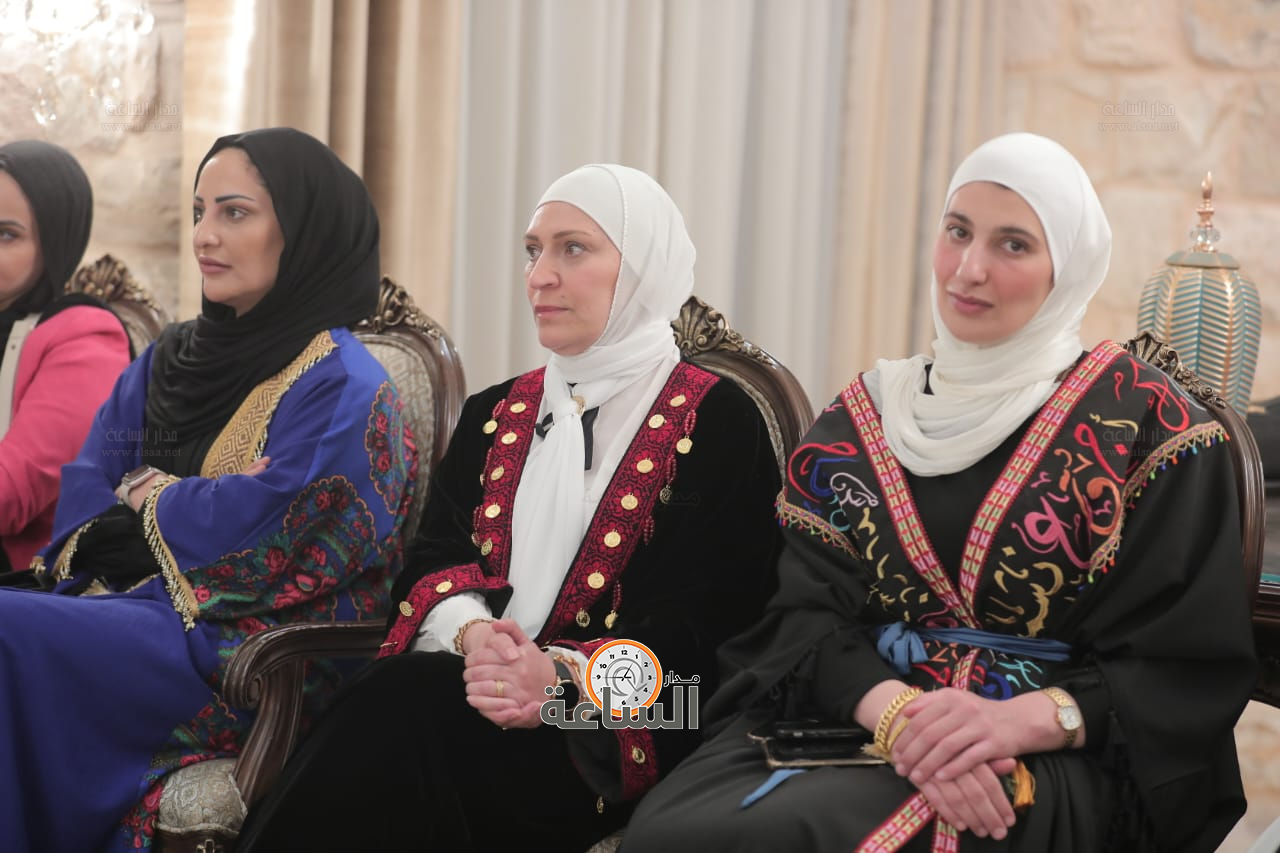 Madar Al-Saa Images 0.8340421744546109