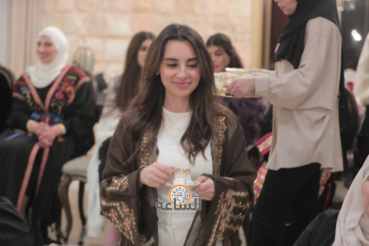 Madar Al-Saa Images 0.380555161409732