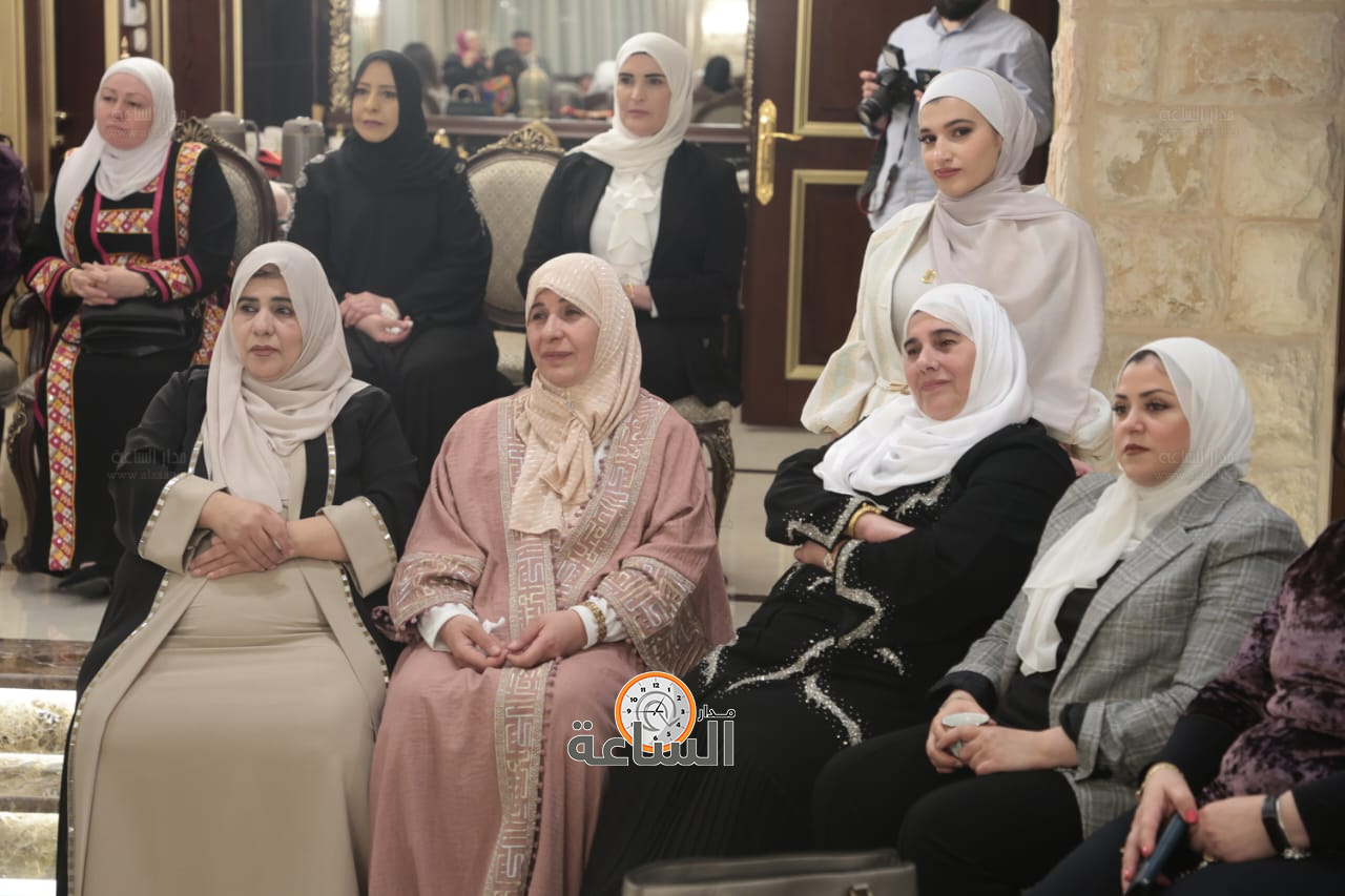 Madar Al-Saa Images 0.43505123610445495