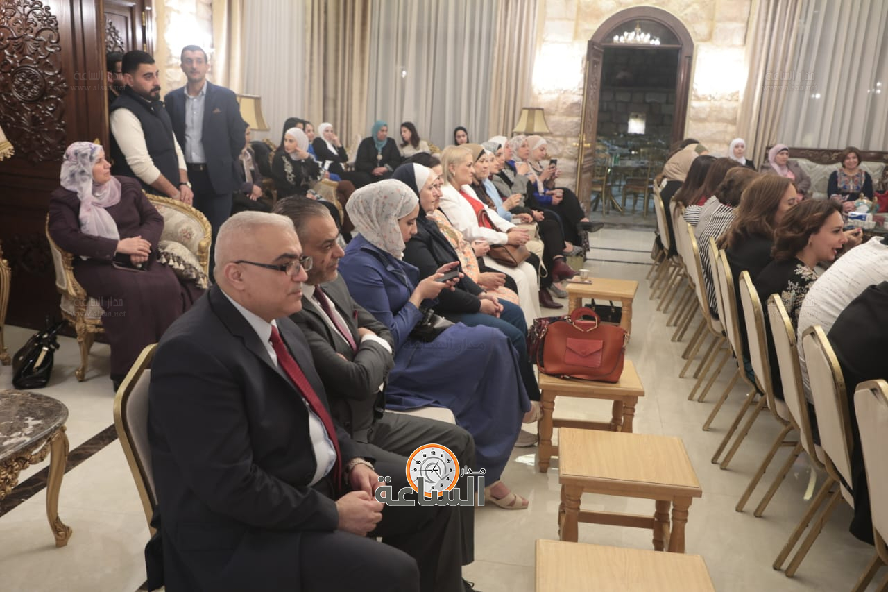 Madar Al-Saa Images 0.004575594321069909