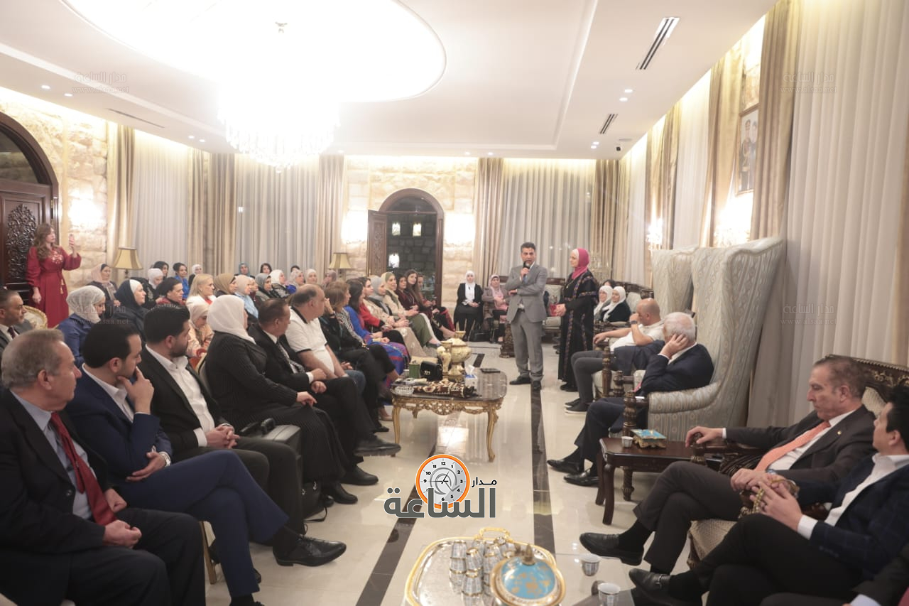 Madar Al-Saa Images 0.8483334188191103