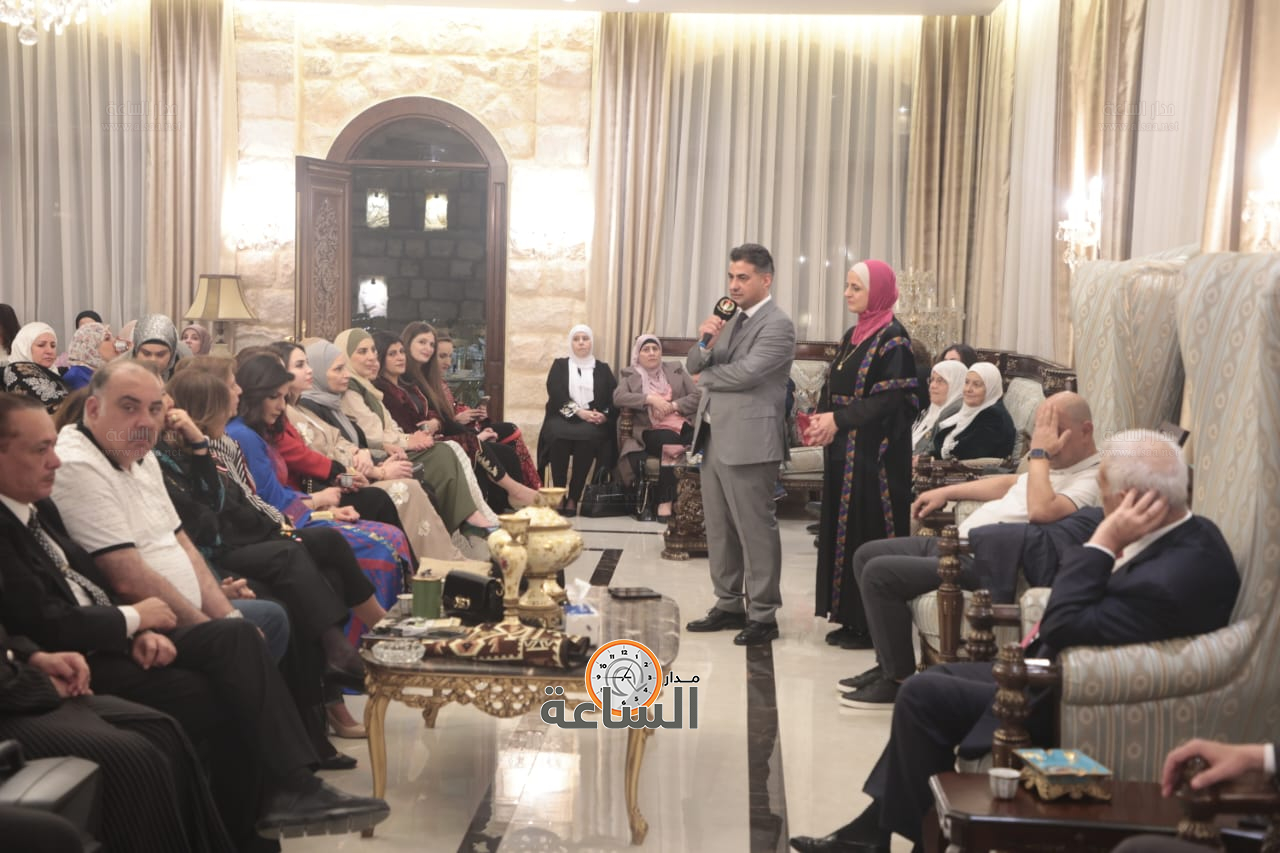 Madar Al-Saa Images 0.14837021853360577