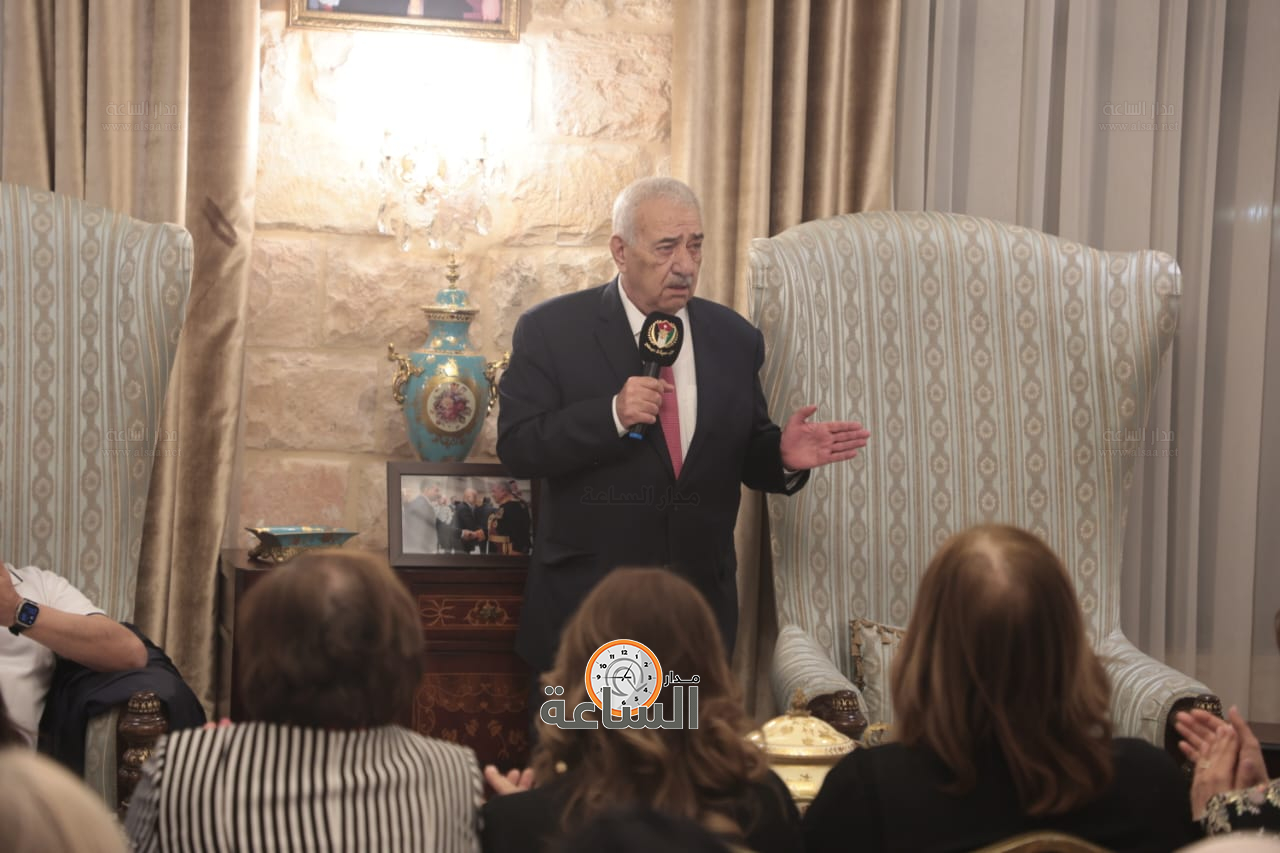 Madar Al-Saa Images 0.39118231893624666